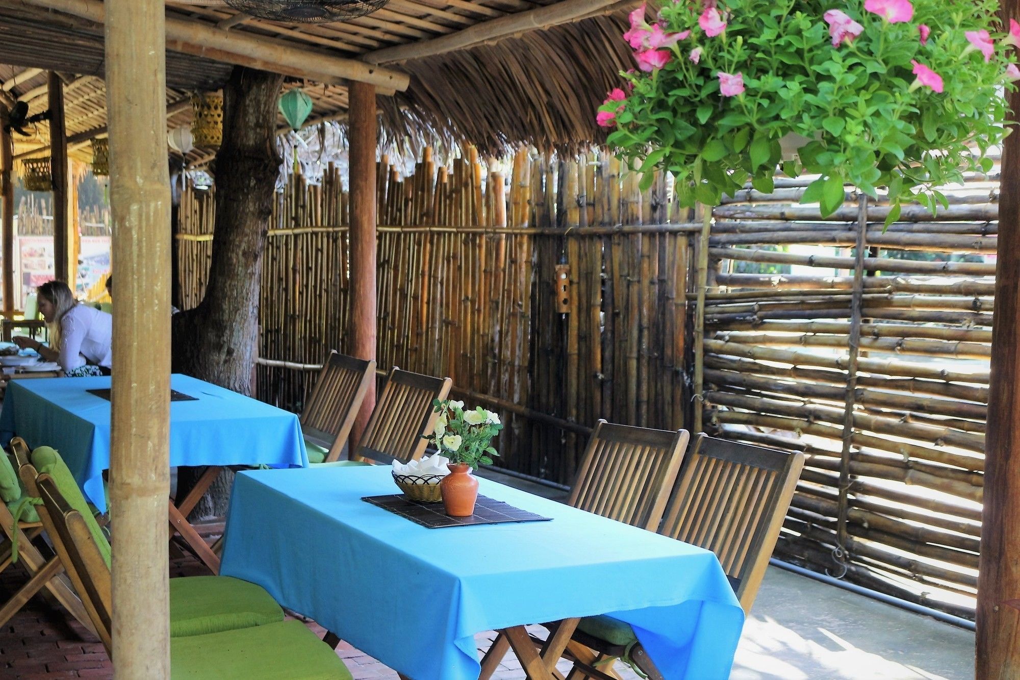Under The Coconut Tree Hotel Хой Ан Екстериор снимка